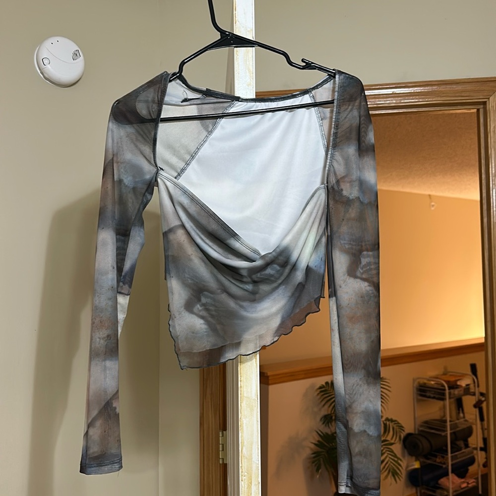 long sleeve crop
